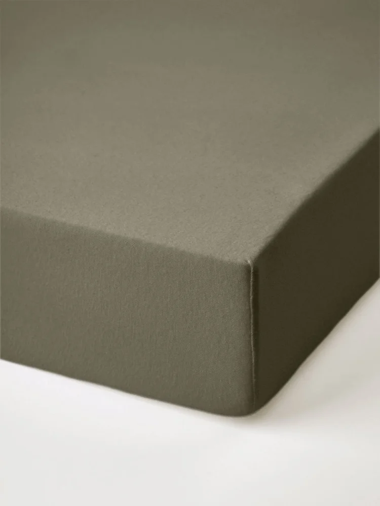 Stretchlaken olivengrønn – 90×200 cm v:1801370 Stretchlaken olivengrønn – 90×200 cm v:1801370