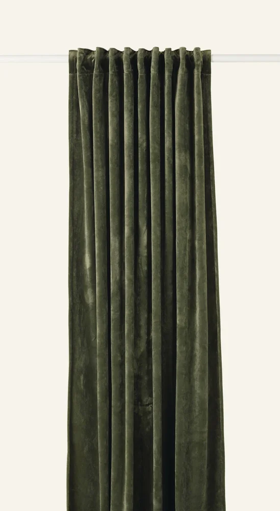 Gardin grønn – 135×300 cm v:5802417 Gardin grønn – 135×300 cm v:5802417