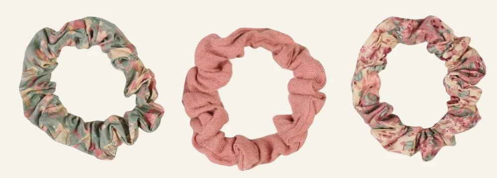 Hårstrikk multi rosa – 6,5×6,5×0,5 cm v:1969354