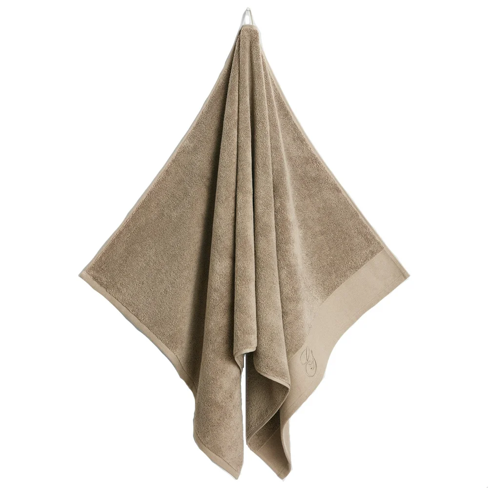 Embroidery Håndkle 70×140 cm, Taupe Beige v:5418129 Embroidery Håndkle 70×140 cm, Taupe Beige v:5418129