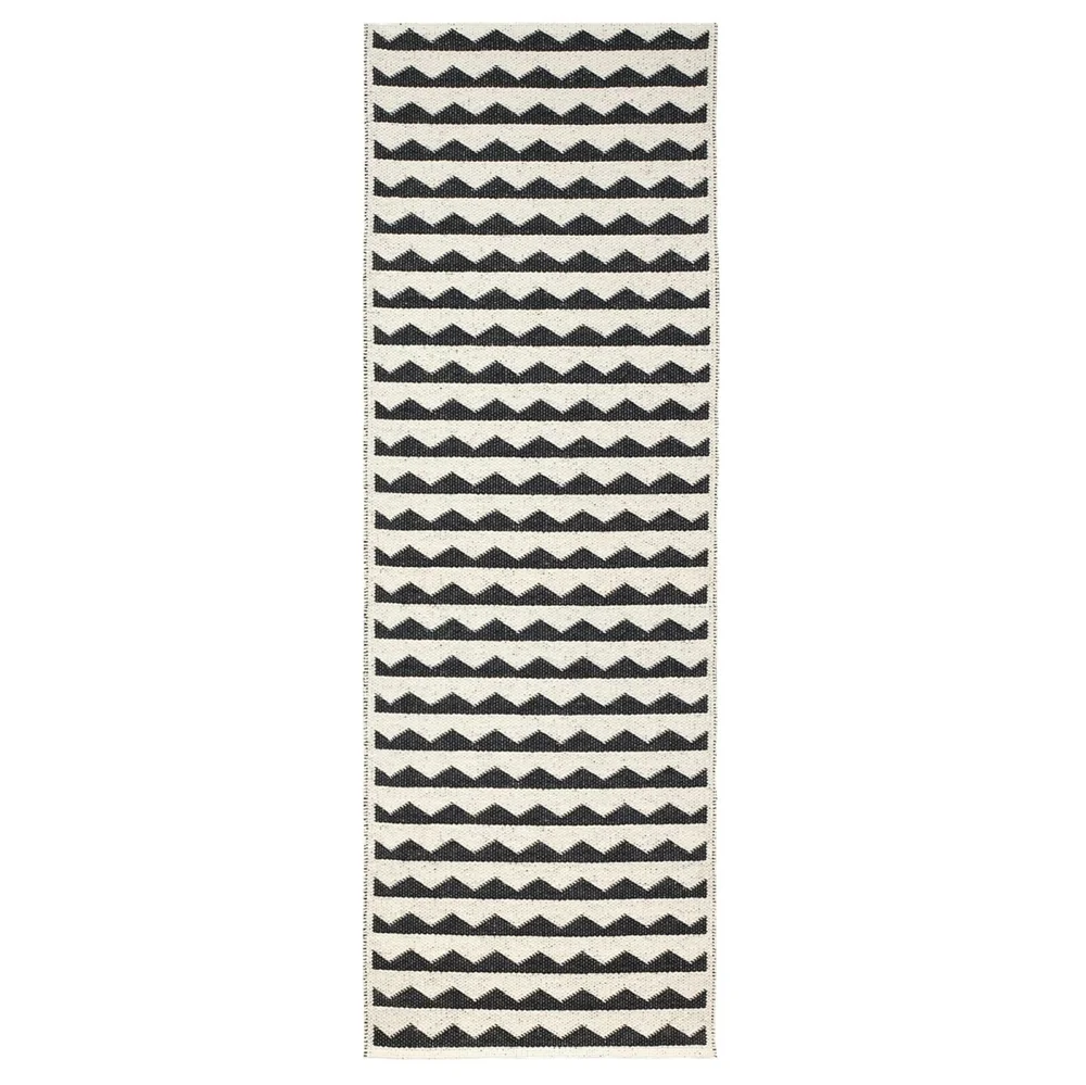 Gittan gulvteppe svart v:2548347