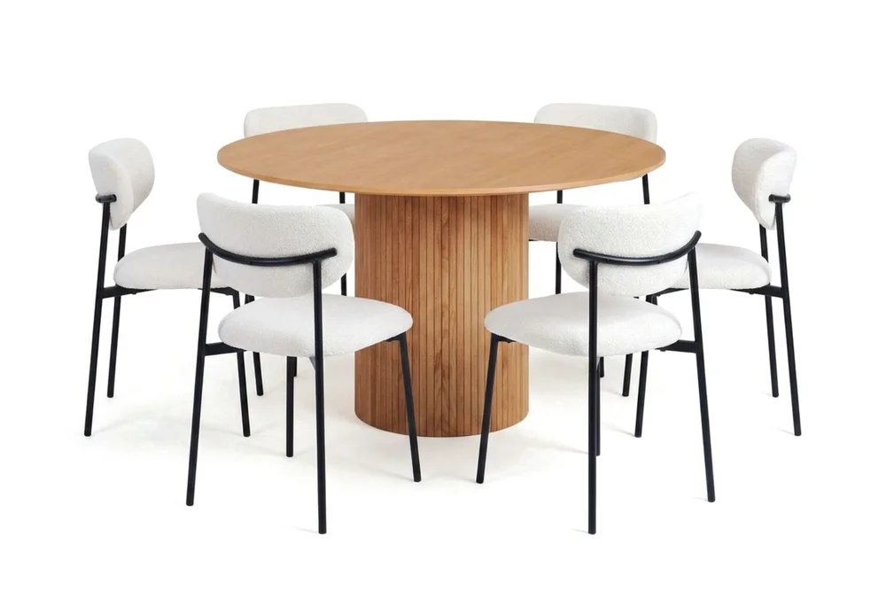 Kopparbo rund spisegruppe 130 cm eik med 6 Lucy-spisestoler v:4707008