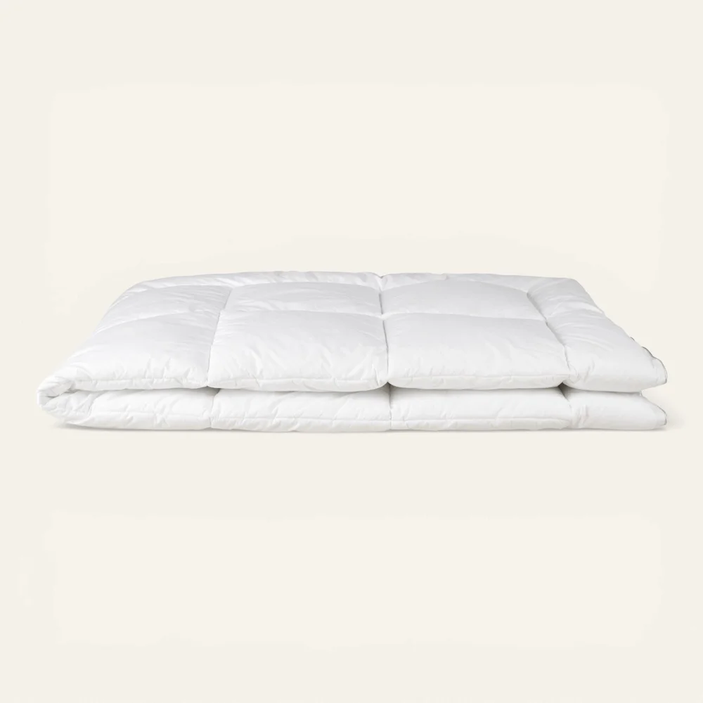 Helårs fiberdyne hvit - 140x200 cm v:388839